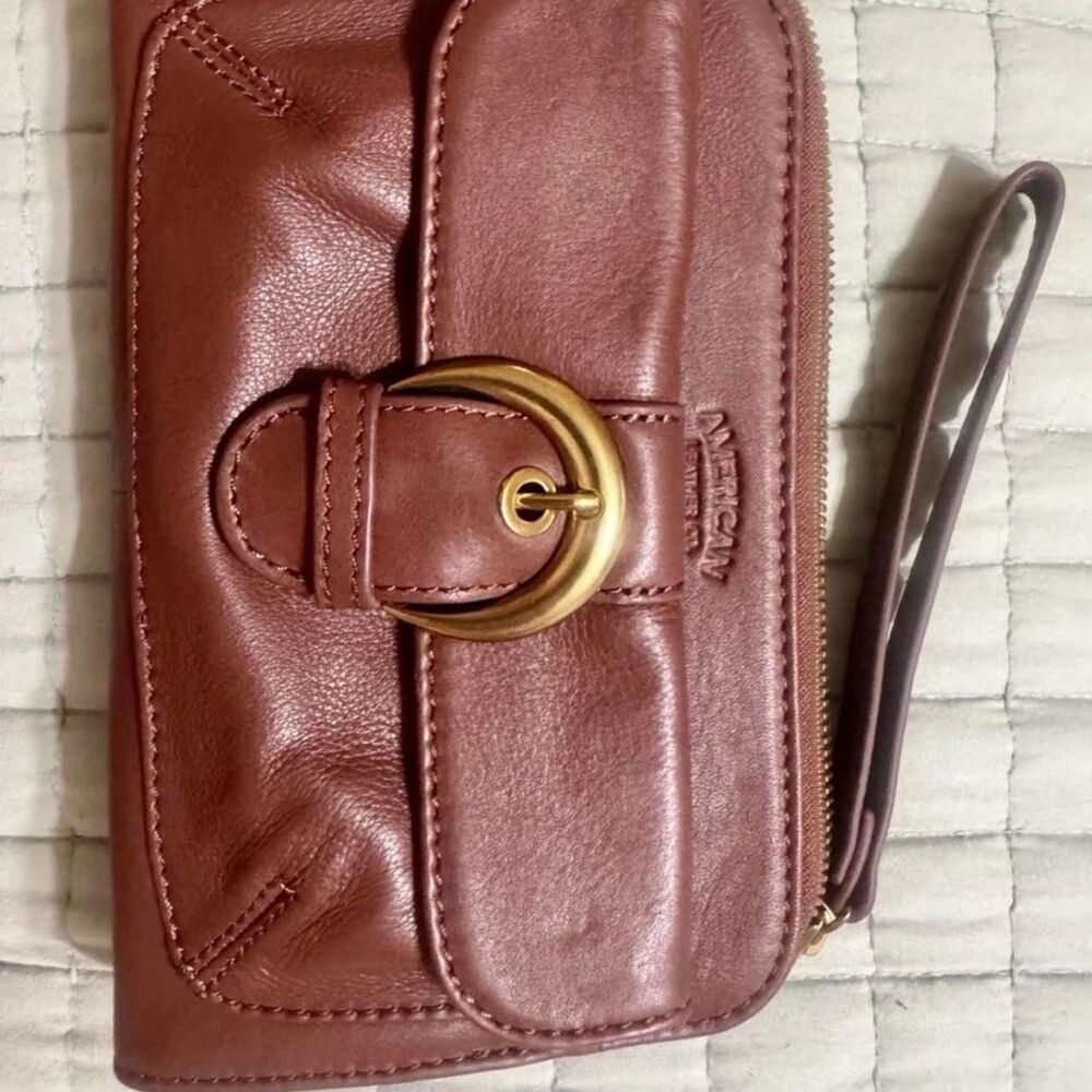 American-leather-co Women's Brown and Burgundy Wallet-purses